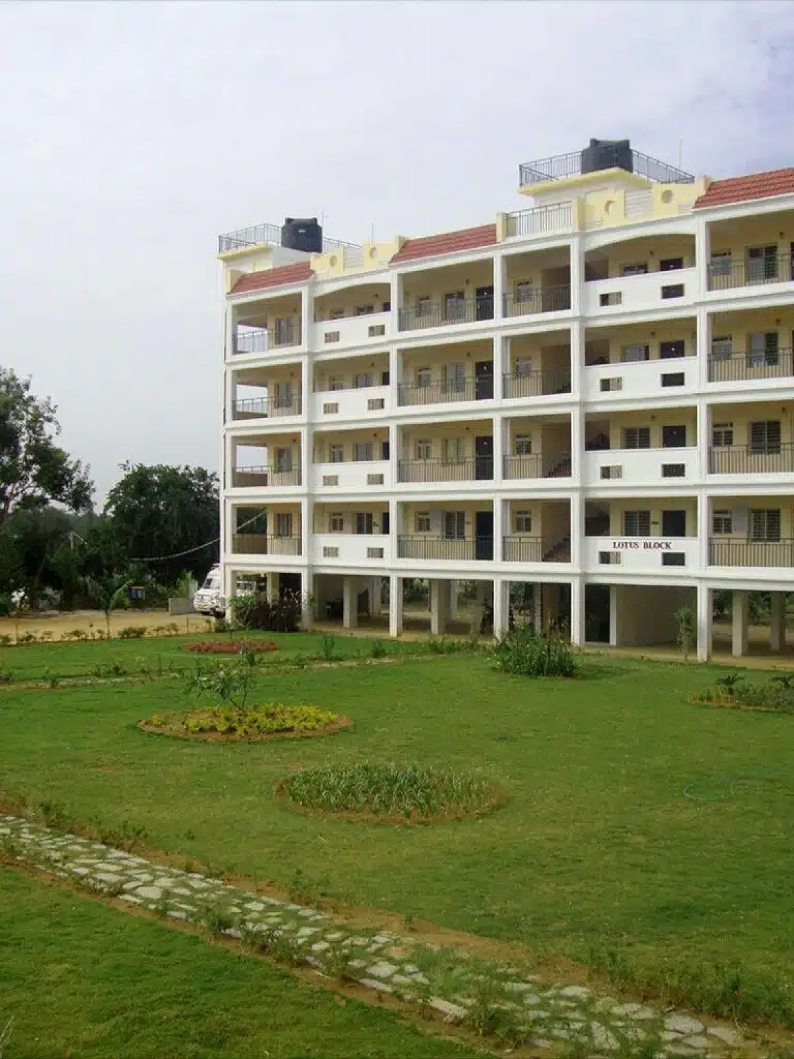 Sukhshanti apartments in Bagalur